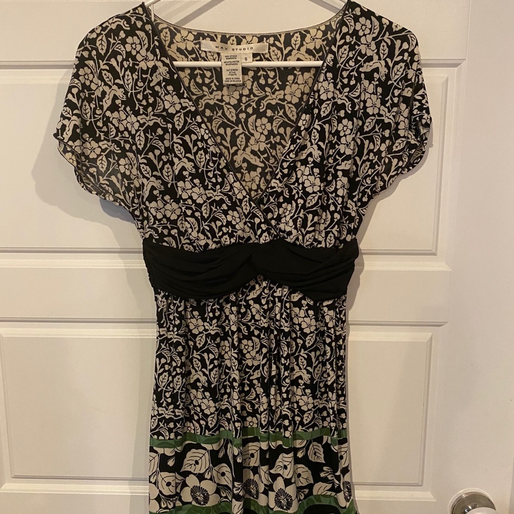 Women’s Dress Clothes